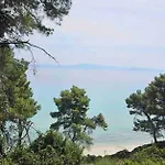 Sunny Seaside Villa-90 M From Villa Kriopigi