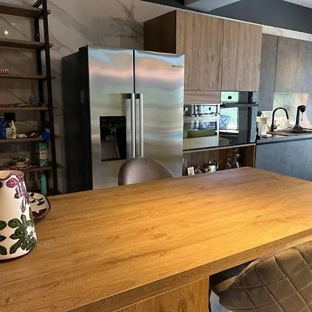 Sunny Seaside Villa-90 M From 빌라 크리오피지