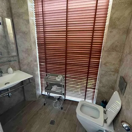 Sunny Seaside Villa-90 M From فيلة *