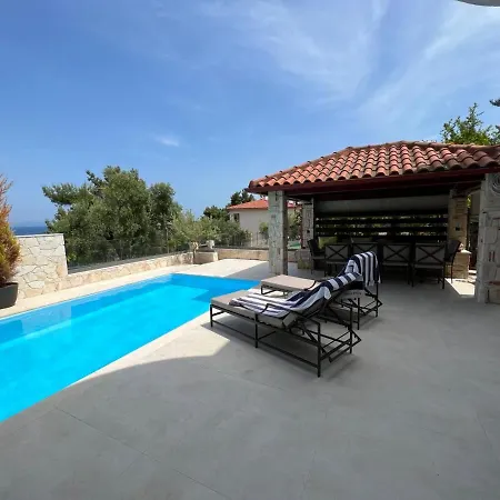 빌라 Sunny Seaside Villa-90 M From *