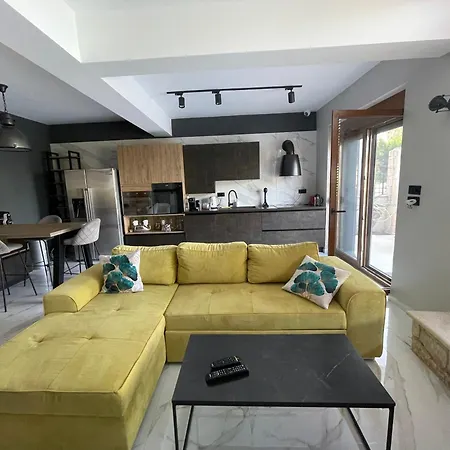 Sunny Seaside Villa-90 M From *