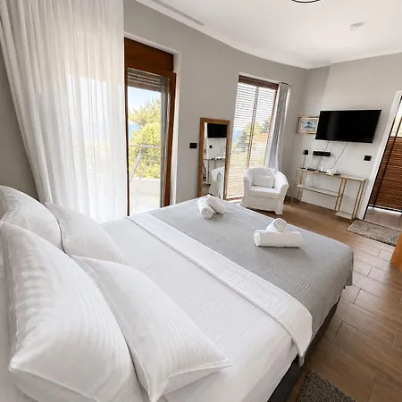 Villa Sunny Seaside Villa-90 M From Kriopigi