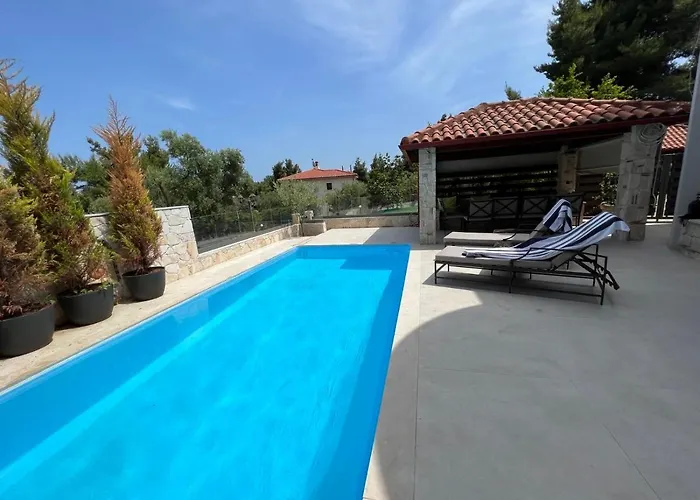 Sunny Seaside Villa-90 M From * Kriopigi