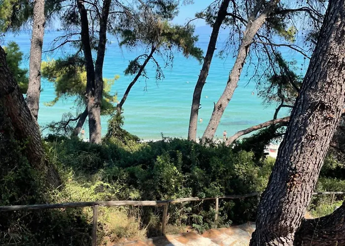 Sunny Seaside Villa-90 M From Vilă *