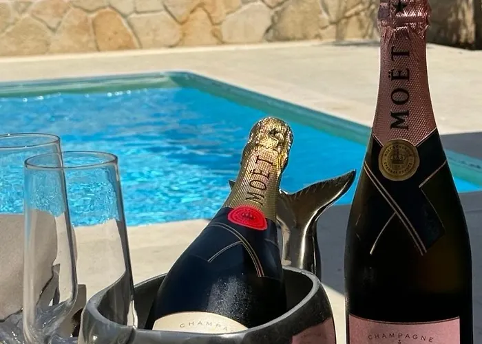 Sunny Seaside Villa-90 M From * Kriopigi