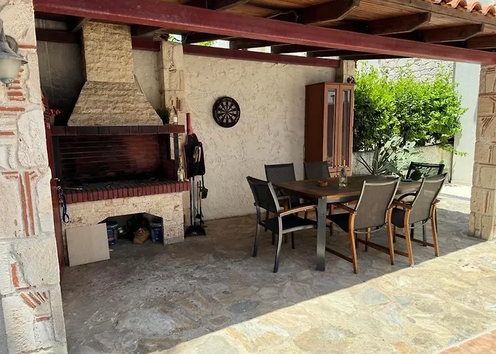 Sunny Seaside Villa-90 M From * Kriopigi